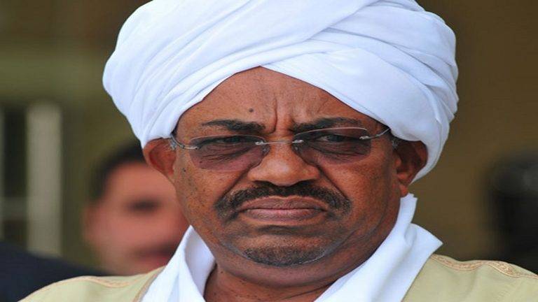 السودان.. البشير يعيّن وزيرًا للصحة وقيادات حكومية جديدة‎