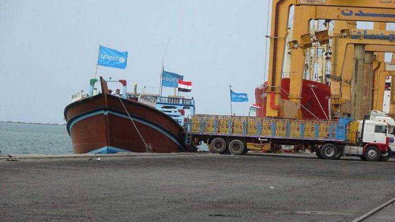 عباس يبحث مع السيسي الدور المصري بملف المصالحة مع حماس