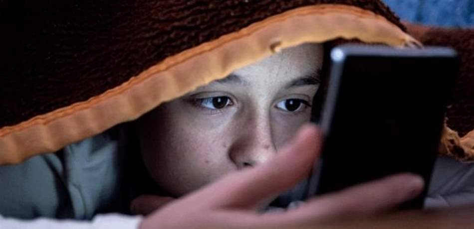 هل تخاف على أطفالك من كثرة استخدام الهواتف الذكية؟ اقرأ الدراسة