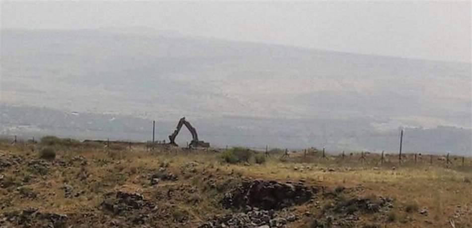 جيش العدو يستأنف أعمال الحفر مقابل الوزاني