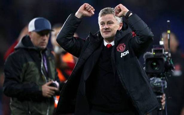 مدرب مانشستر يونايتد يرفض دور «الكومبارس»