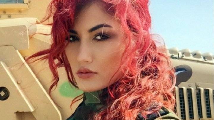 من هي ''شاكيرا الكردية'' التي تحارب تنظيم الدولة الإسلامية بالغناء والرقص؟