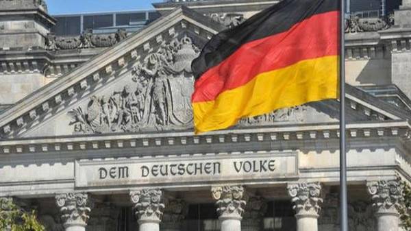 تراجع ثقة المستثمرين في ألمانيا في يونيو بسبب الشكوك تجاه اليونان