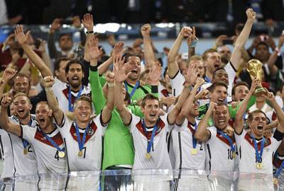 المانشافت بحاجة الى عملية تجميل رغم الفوز الساحق على جبل طارق (7ــ0) في التصفيات