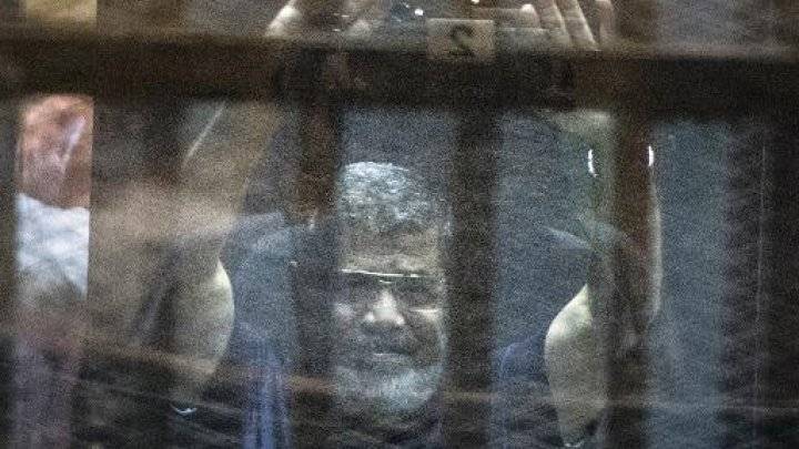 قطر تطالب بالغاء حكم الاعدام بحق مرسي وبالافراج عنه