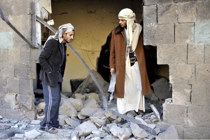 قتلى حوثيون بانفجار استهدف مشفى يتخذونه مقرا جنوب اليمن