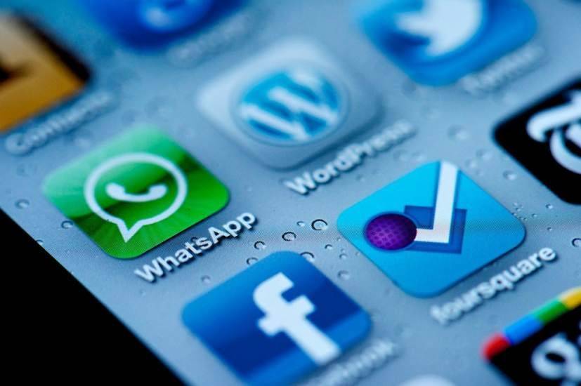 الامارات تدرس عقوبة مالية للكلمات النابية عبر 