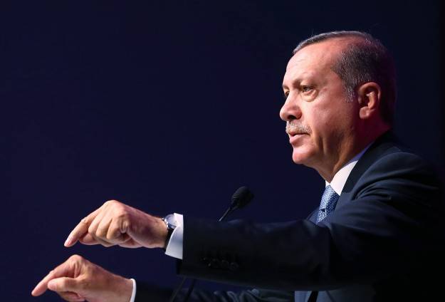 أردوغان يعتزم تناول الإفطار مع اللاجئين السوريين