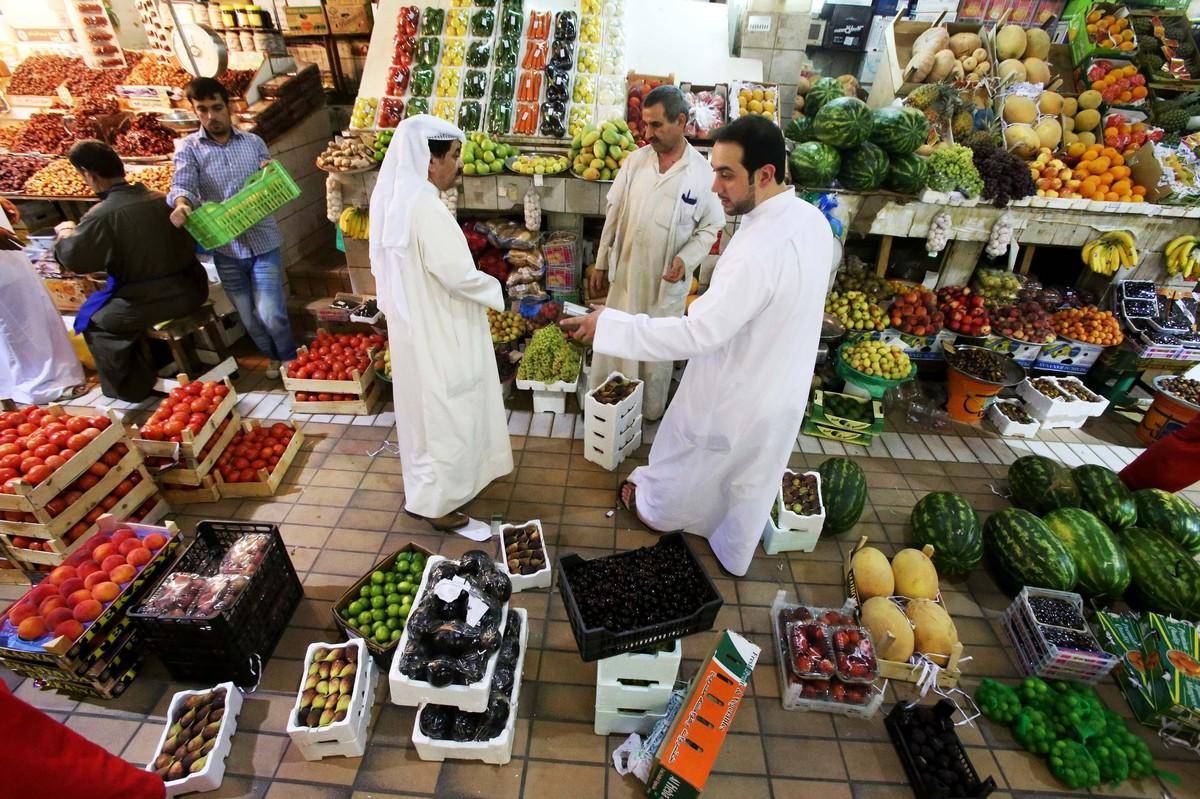 الكويت تسجن وتغرم من يجاهر بالإفطار خلال رمضان