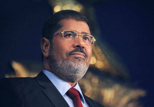 دفاع مرسي يطعن على حكم بسجنه 20 عاما