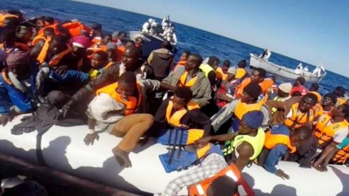 الاتحاد الاوروبي يطلق عمليته العسكرية البحرية ضد مهربي المهاجرين في المتوسط