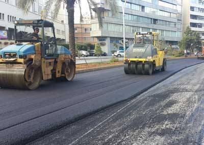 اعمال تزفيت في بدارو مُستمّرة