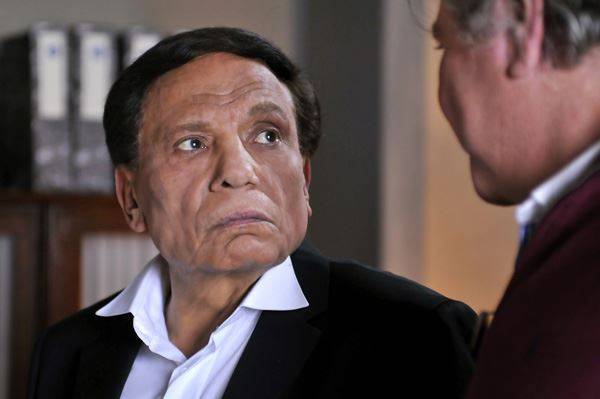 أزمة وإحتجاجات وغضب بسبب عادل إمام