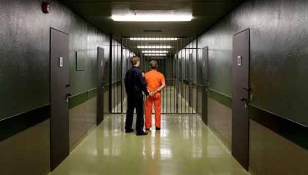 سُجن 25 عاماً ظلماً... فحصل على 6 ملايين دولار!