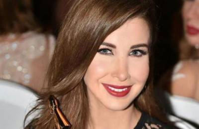 نانسي عجرم تكشف سر جمالها لثلاثة من معجباتها