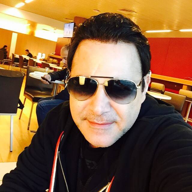 ما هو سر سفر عاصي الحلاني إلى فنزويلا؟