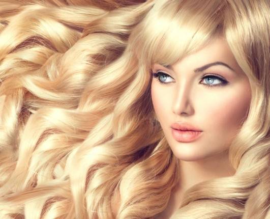 "الأسبرين" للعناية بالشعر الأشقر !
