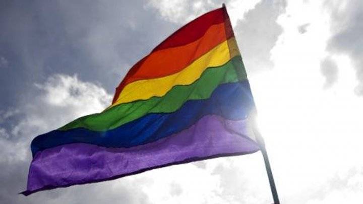 المحكمة العليا تشرع زواج المثليين في سائر أنحاء الولايات المتحدة
