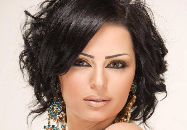 صحة ديانا كرازون في تحسن بعد خضوعها لجراحة خطيرة