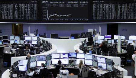 أسهم أوروبا تواصل الهبوط مع اتجاه اليونان للتخلف عن سداد ديون