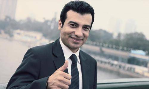 إيهاب توفيق في المستشفى بسبب وعكة صحية !!