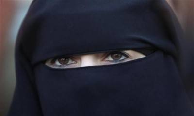 سوق "داعشي" للنخاسة يفتح بعد الإفطار بحجة بدعة "جهاد النكاح"