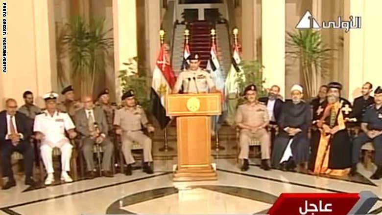 صورة "مصر 3 يوليو 2013": تعرف على من ترقى.. ومن ظل في منصبه.. ومن يغرد خارج الكادر