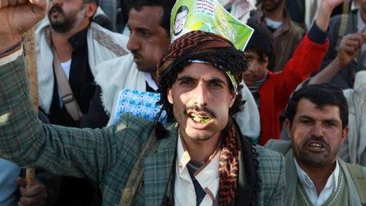 اليمن: "القاعدة" تمنع الاتجار في نبتة القات وتعاقب المخالفين بغرامات قياسية