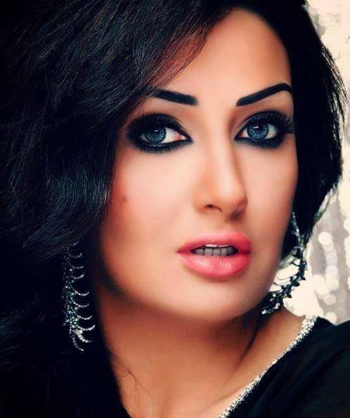 ماذا قالت غادة عبد الرازق عن مخرج "الكابوس" ؟