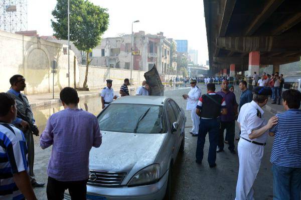 بالفيديو- قتيل و4 جرحى بانفجار هائل بمحيط القنصلية الإيطالية في القاهرة