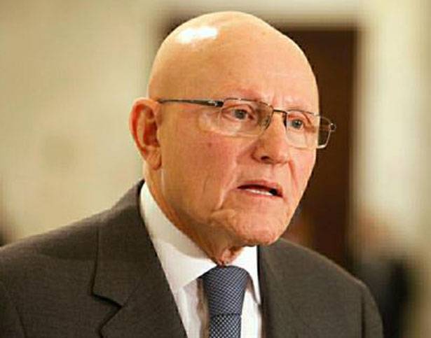 لماذا ينقلب سلام من توافقي الى منحاز؟
