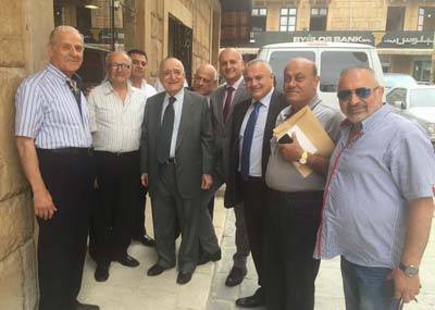 باسيل جال في أسواق جبيل التجاريّة :
الاستقرار السياسي أهمّ داعم للاقتصاد الوطني