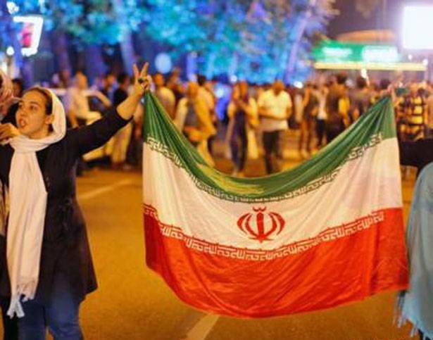 باريس ـ طهران: الاقتصاد اولاً ثم لبنان