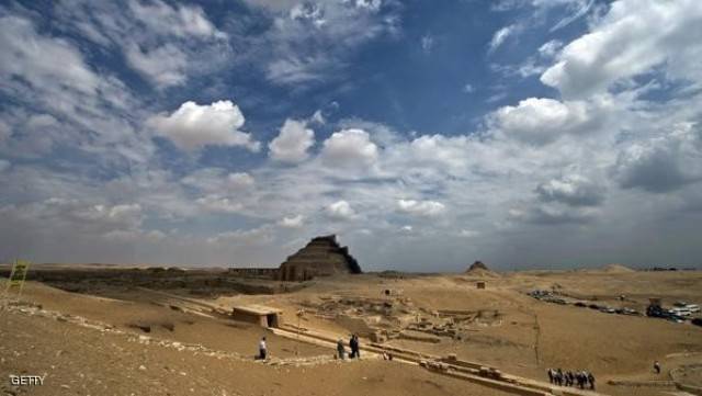 مصر.. اكتشاف مخازن أثرية تعود لعصر الرعامسة