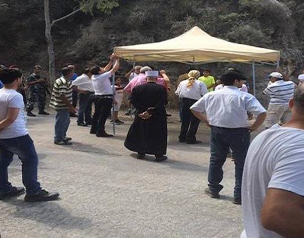 المشنوق دعا المجالس البلديّة الى التعاون لرفع النفايات
أهالي المناطق المجاورة لمطمر الناعمة أعلنوا إقفاله نهائياً
وبلديّات قضاء عاليه تعالج نفاياتها بتوجيه من شهيب