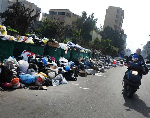 «قطبة مخفية» لبعض السياسيين في ملف النفايات