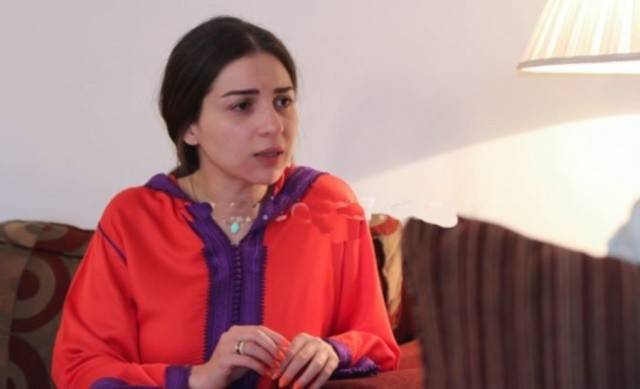 هل ارتبطت مي عز الدين سراً؟