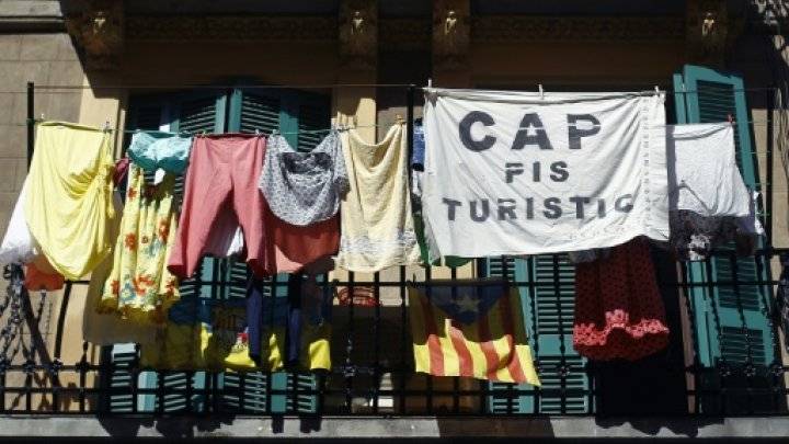برشلونة ضحية ازدهارها السياحي
