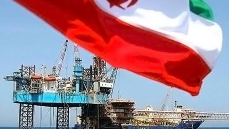 طهران تتوقع زيادة إنتاجها النفطي 500 ألف برميل حال رفع العقوبات