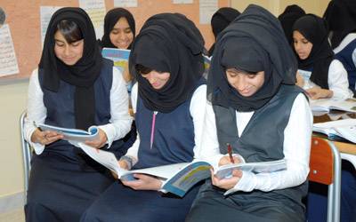 جدل حول زي الطالبات الجديد بالسعودية