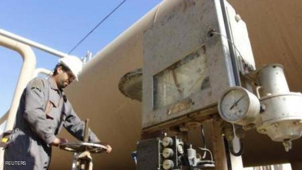 النفط قرب أدنى مستوياته في عدة أشهر