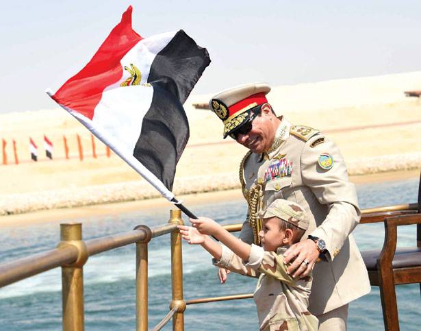 السيسي في افتتاح قناة السويس الجديدة : سنهزم الارهاب
تأهب امني وداعش يهدد باعدام اوكراني خطفته في القاهرة
