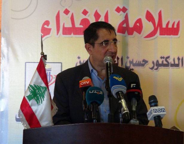 بلدية بعلبك توقع عقداً لاطلاق معمل فرز النفايات
الحاج حسن: مصمّمون على اعتبار
سلامة الغذاء أولويّة قصوى في عملنا