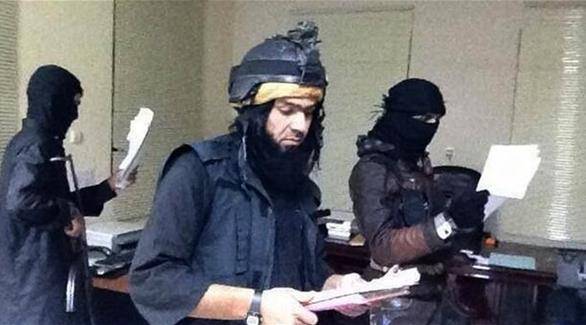 بالصور: داعش يطرد عدداً من عناصره