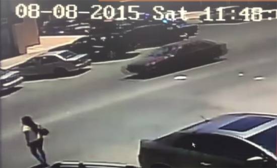 بالفيديو : شاهد دهس فتاتين بمنطقة بخلدا
