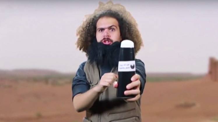 ممثل كوميدي يكافح داعش بواسطة الهزل والسخرية (فيديو)