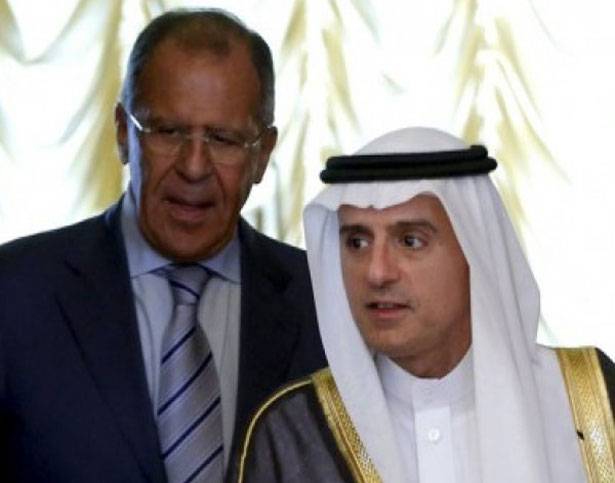 روسيا تستقطب السعوديّة الى فلكها وتسريع لصفقة الأسلحة
لقاء لافروف-الجبير: تنسيق على محاربة «داعش» وتباين حول مصير الاسد