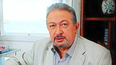 وفاة الفنان نور الشريف بعد صراع مع المرض