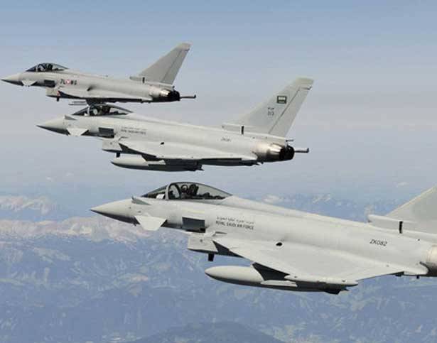 طائرات «التحالف» تقصف مواقع الحوثيين في أرحب
والحوثيّون يستهدفون تجمّعاً للسعوديين في نجران