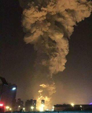 بالصورة الانفجار الذي دوى في الصين في معمل يحتوي مواد كيماوية